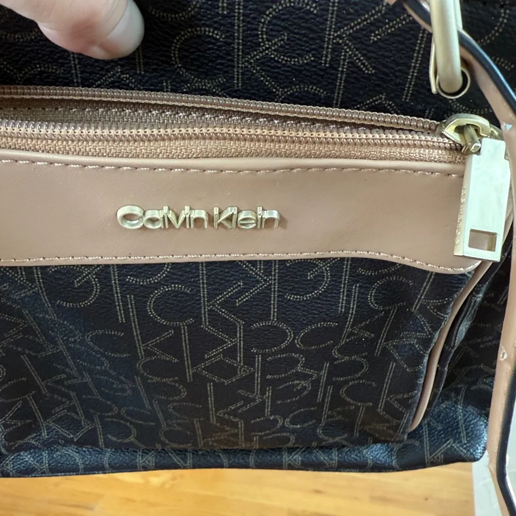 Calvin Klein Monogram Crossbody Bag Brown Beige‎ Tan Adjustable Strap - Image 8