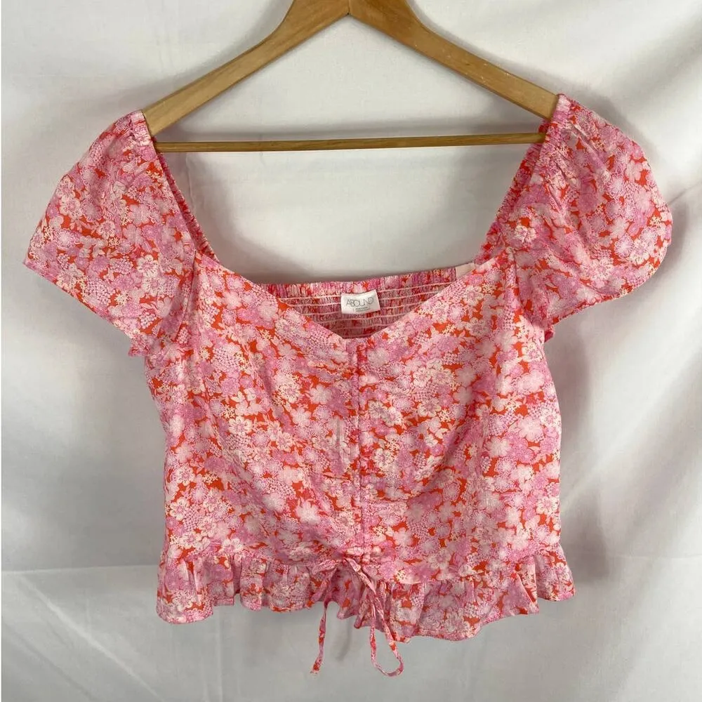 NWOT Abound Cinch Front Gauzy Top size Large - Image 2