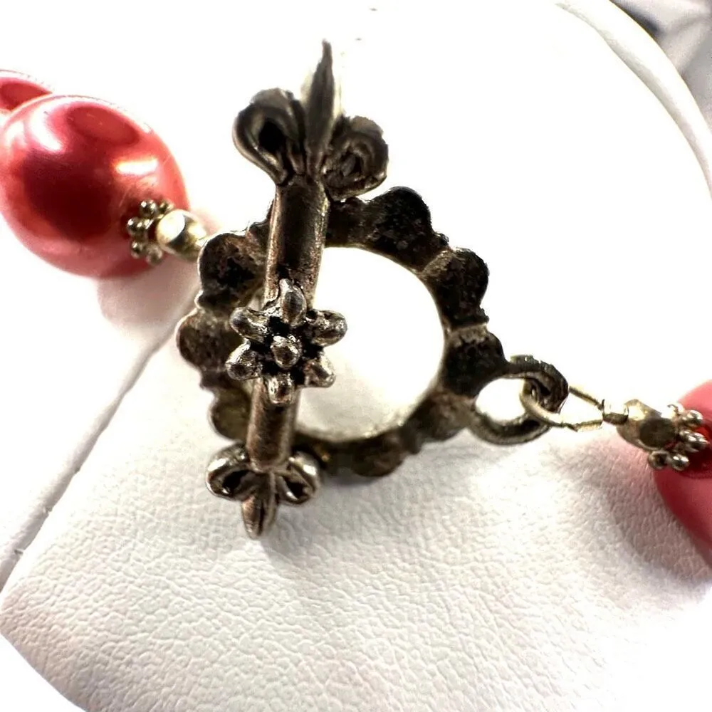 Pink faux pearl and crystal vintage beaded necklace - Image 7