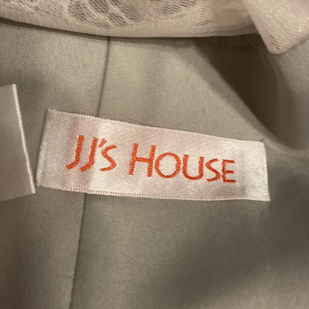 JJ”s House Dress size 8 length 38”  brand new with tags color silver - Image 11