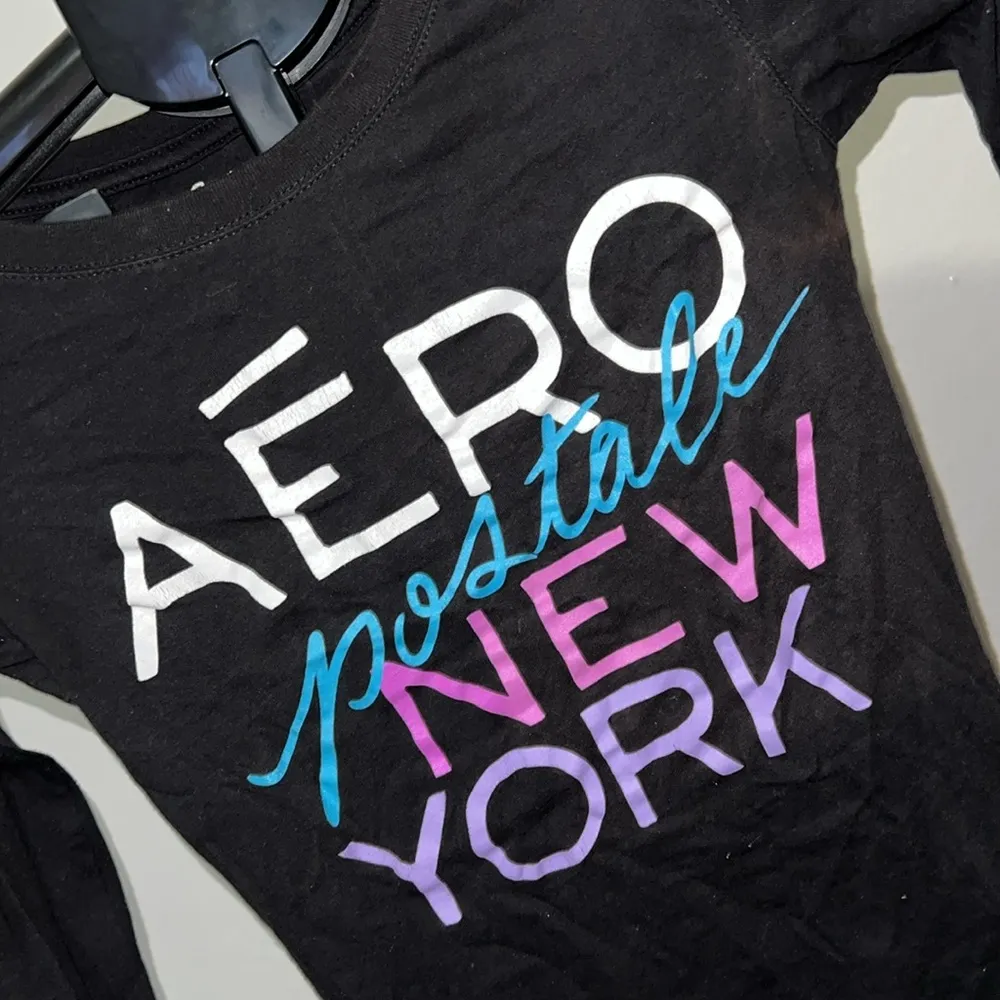 Aeropostale Vintage  Fitted Long Sleeve Tee - Image 2