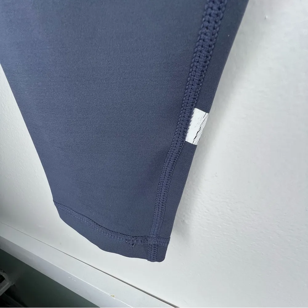 Lilybod full length athletic leggings navy blue size small - Image 4