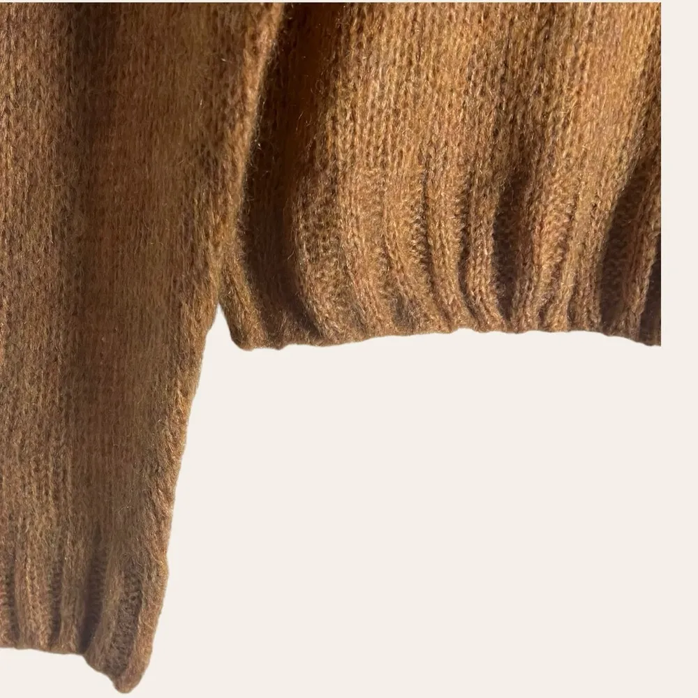 Molly Bracken Coco Camel Brown Wool Blend Crewneck Pullover Sweater Size Small - Image 4