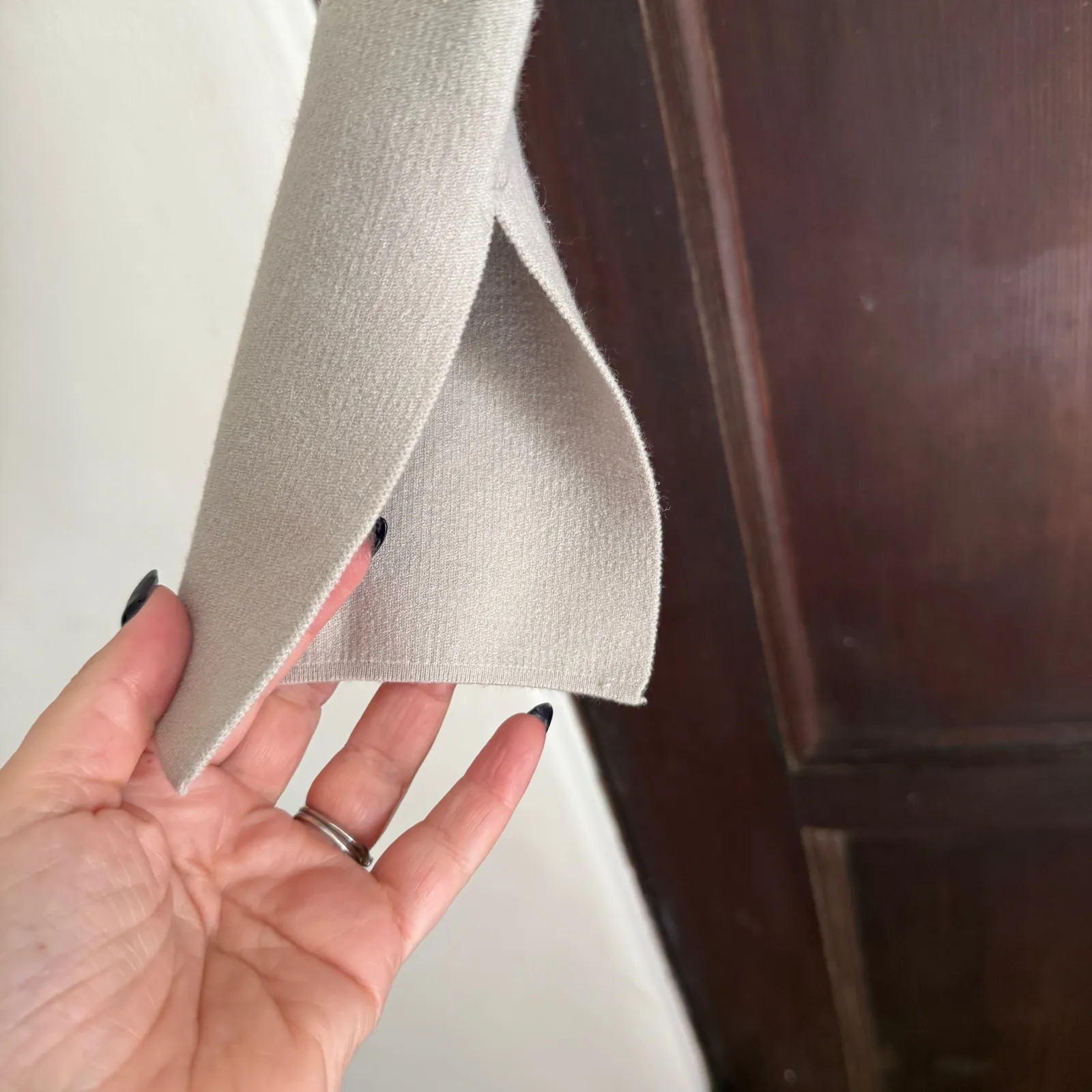 SPIRITUAL GANGSTER | Hadley Wrap Crossover Long Sleeve Crop Top Birch | XS - Image 5