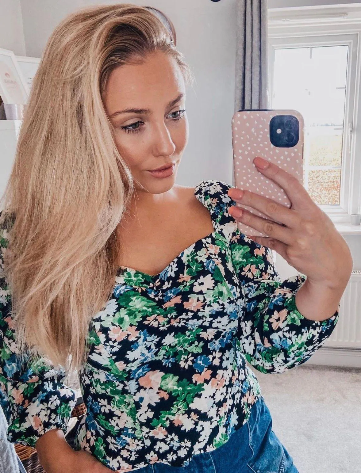 Blogger Favorite Black Floral Puff Sleeves Blouse - Image 2