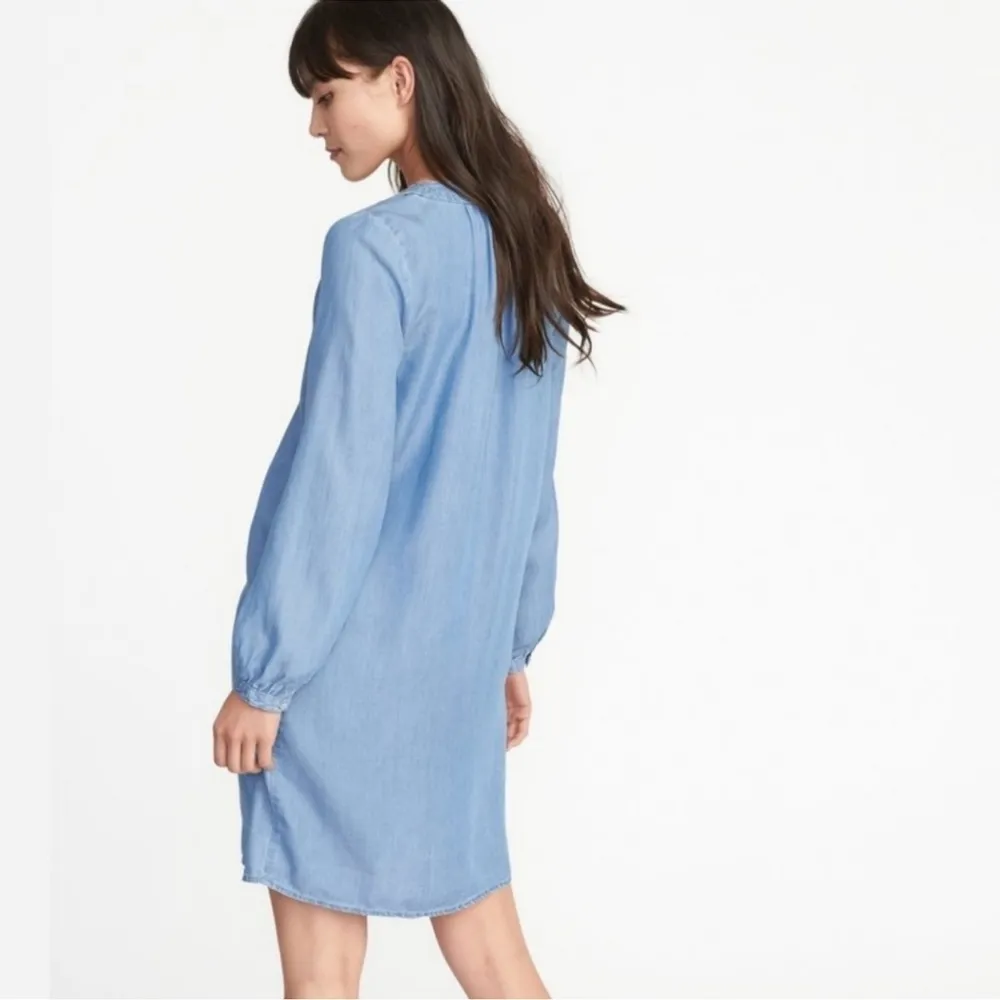 NWT Old Navy Tencel Tie-Neck Shift Dress Chambray light Wash Blue sz Small - Image 3