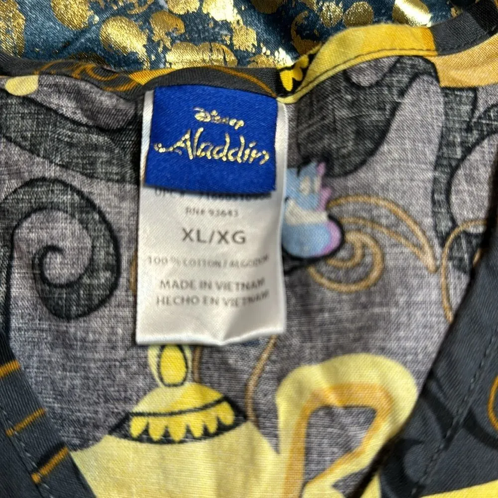 Scrub tops Aladdin lion king nightmare before Christmas medical office size XL - Image 4