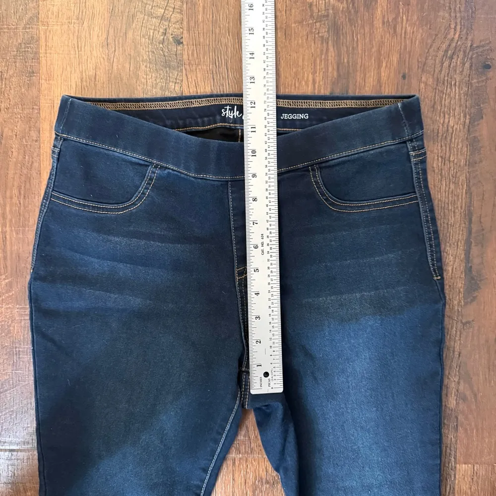 STYLE & CO denim jegging, size M - Image 5