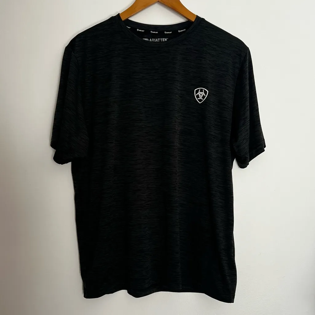 Ariat Men's‎ Charger Proud Shield Charcoal Heather T-Shirt SIZE MEDIUM - Image 3