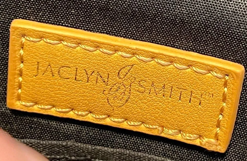 Jaclyn Smith Faux Snake Reptile Print Clutch Or Crossbody Purse Removable Strap - Image 8