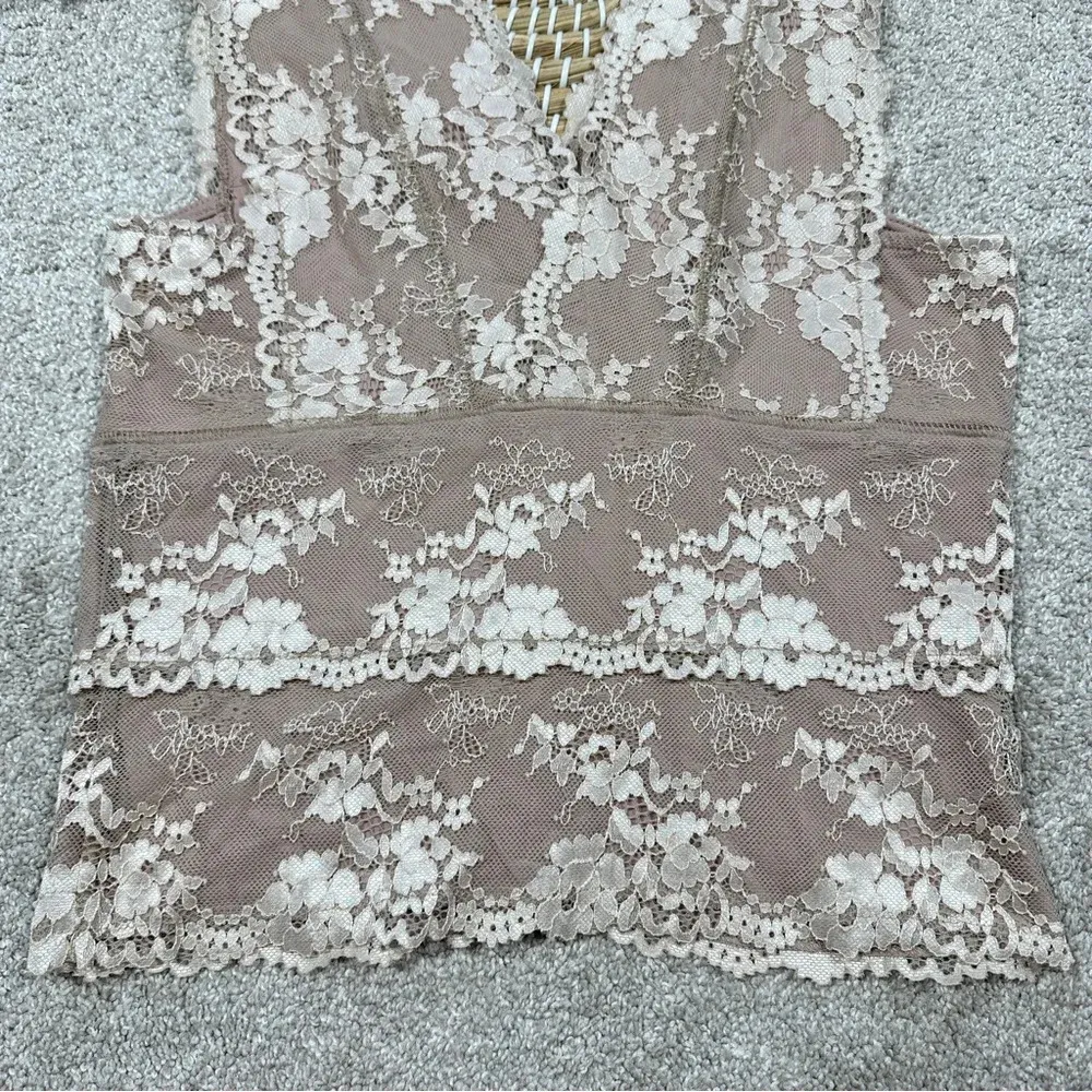 Gimmicks by BKE Floral Mesh Lace Tank Top Cream Valentine Cottagecore Size XS - Image 9