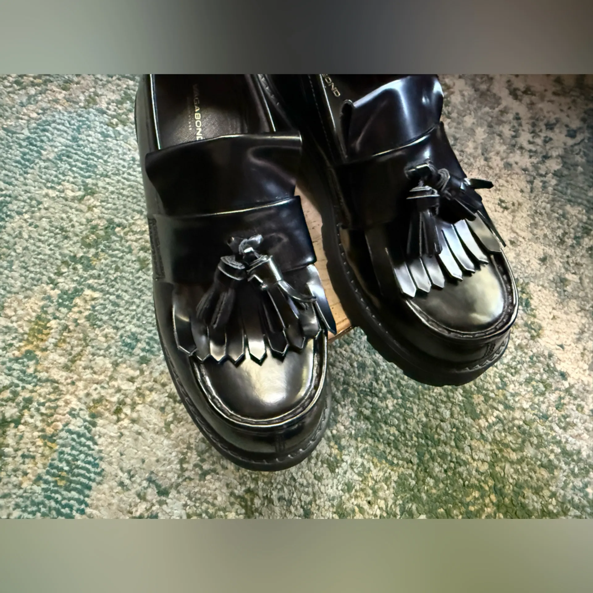 Vagabond Shoemakers chunky tassel black polished loafers, size 10 - Image 4