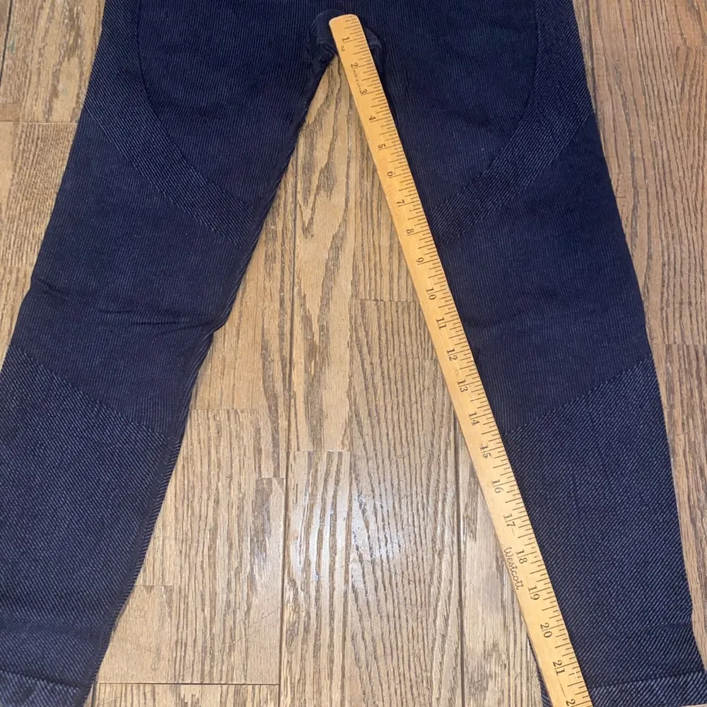 JoyLab Target Brand Black Ribbed Workout Leggings Size Large - Image 3