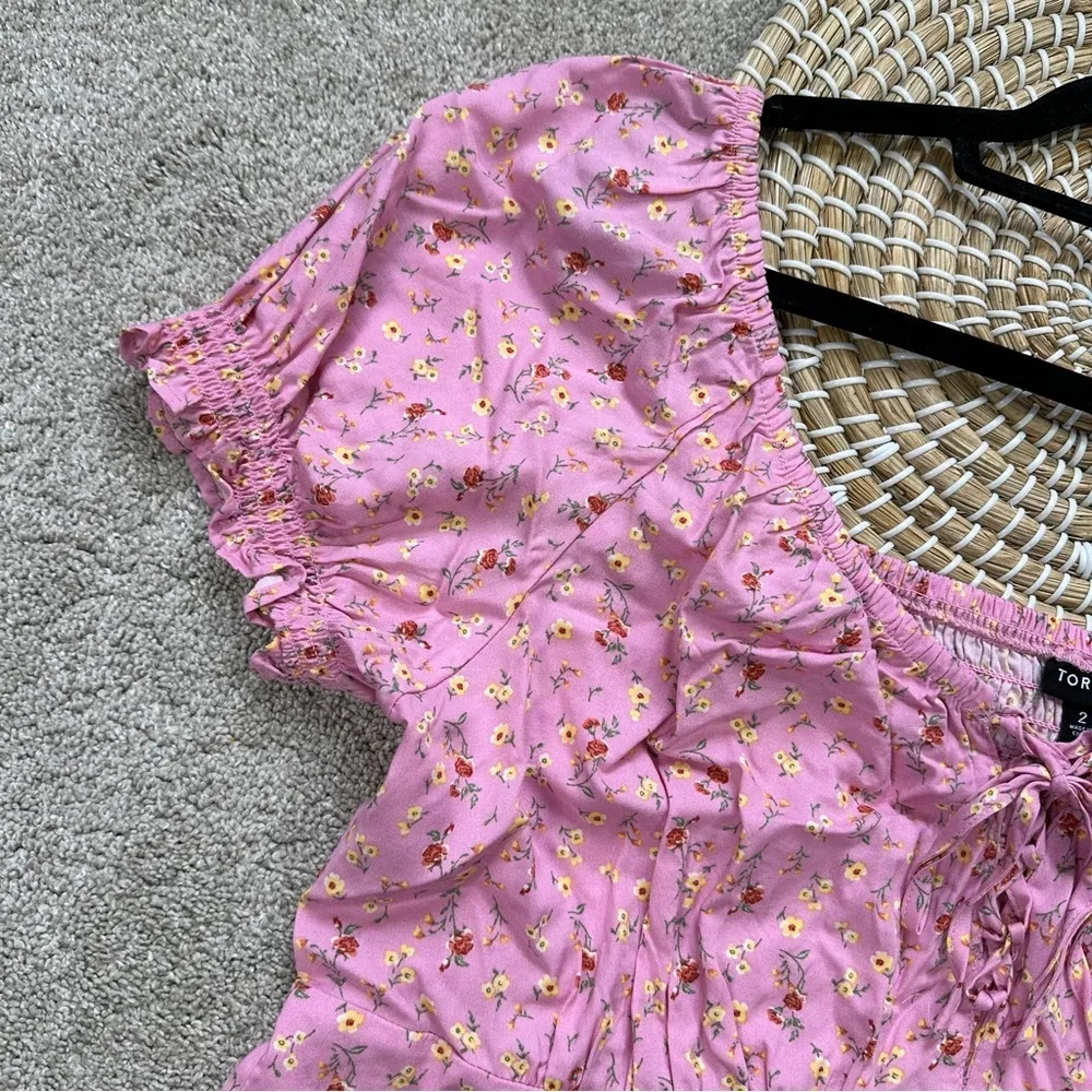 Torrid Challis Puff Short Sleeve Crop Top Babydoll Cottagecore in Ditsy Rose 3X - Image 5