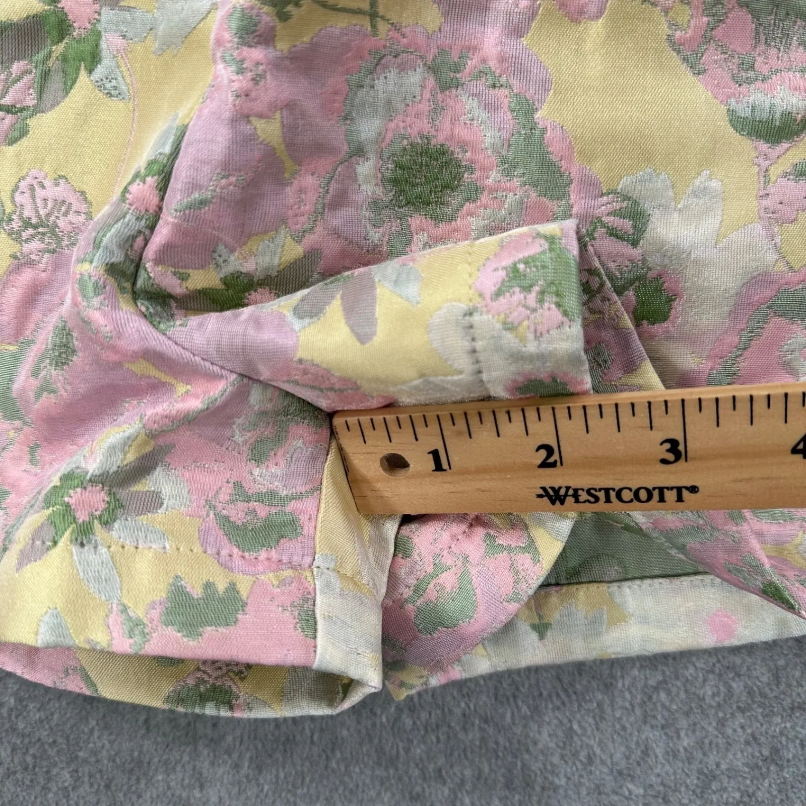 TCEC High Rise Flat Front Shorts Women's Medium Pink Yellow Pull On New - Image 8