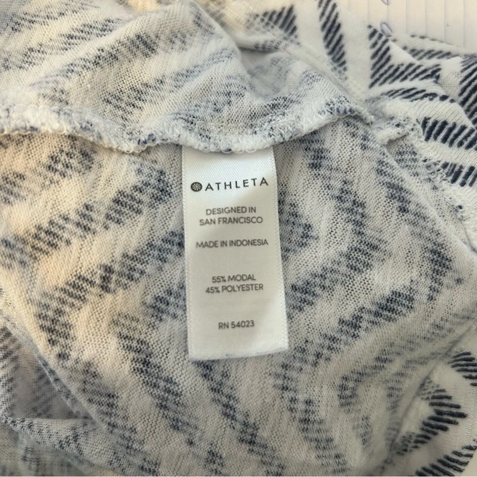 Athleta Tank Top Sleeveless Chevron Print Athletic Casual‎ - Image 5