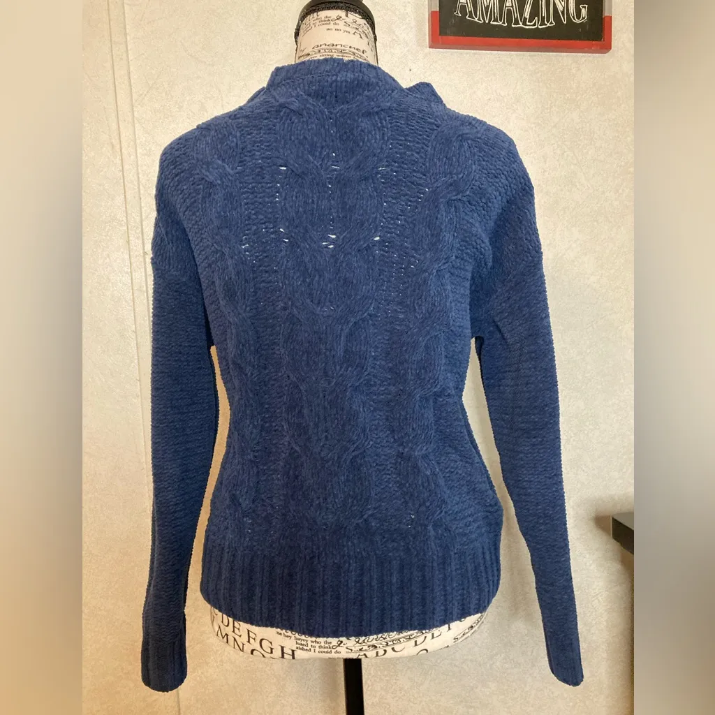 American Eagle Outfitters Dark Blue Crew Neck Sweater size: XS - Image 3