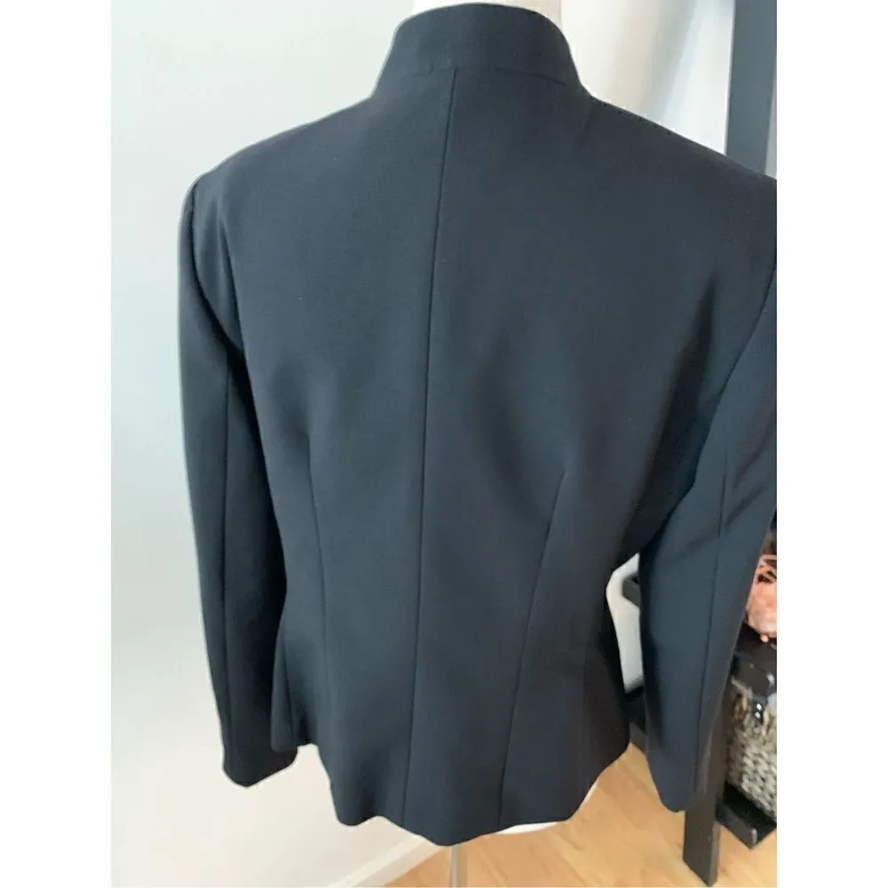 Tahari black blazer classy size 10p - Image 3