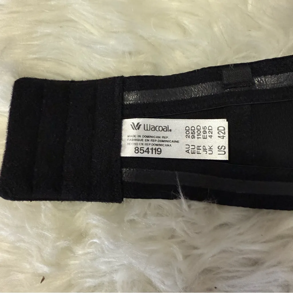 Wacoal Red Carpet Strapless Bra – Style 854119 – Size 42D – Black - Image 4