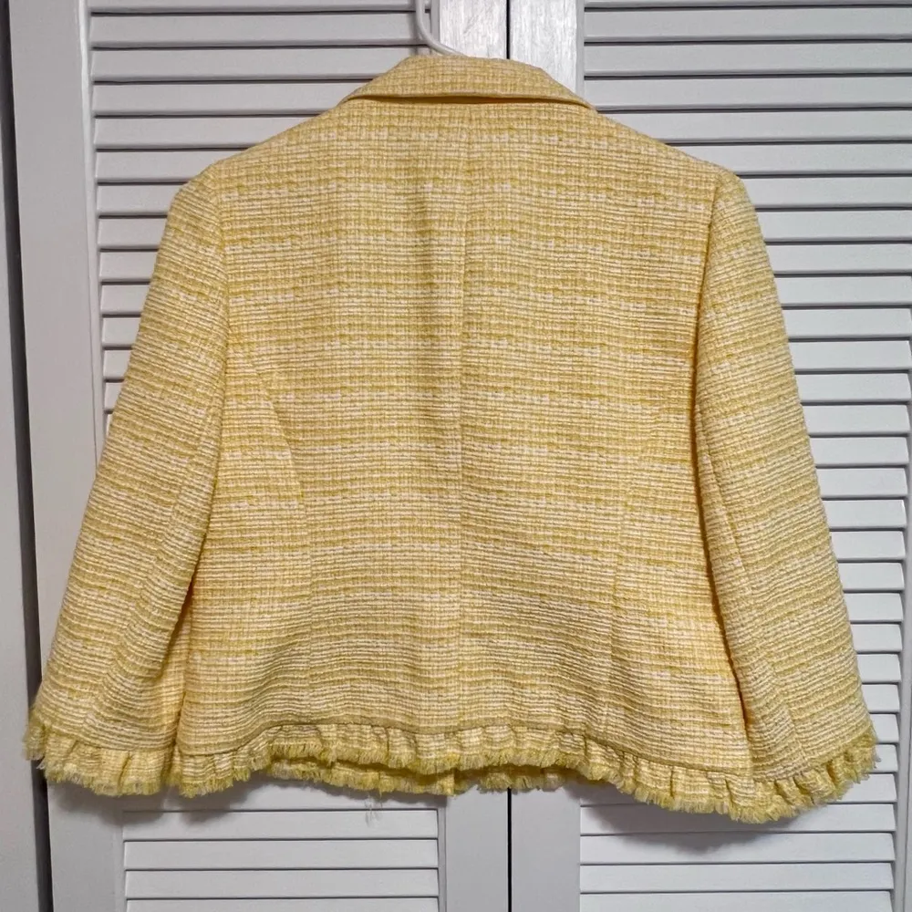 Ann Taylor LOFT Yellow Tweed suit jacket, size 6P - Image 3