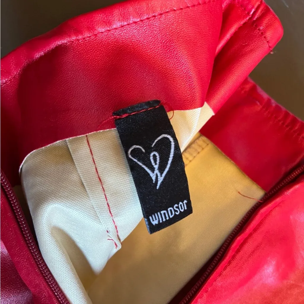 Windsor Red Pencil Skirt with Slit for Cocktail‎ - Image 5