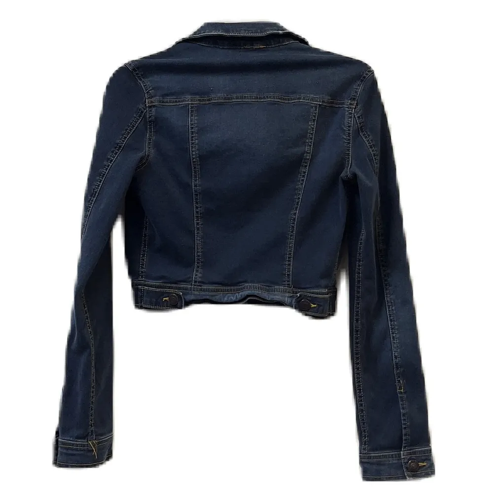 Celebrity pink jean jacket size small - Image 2