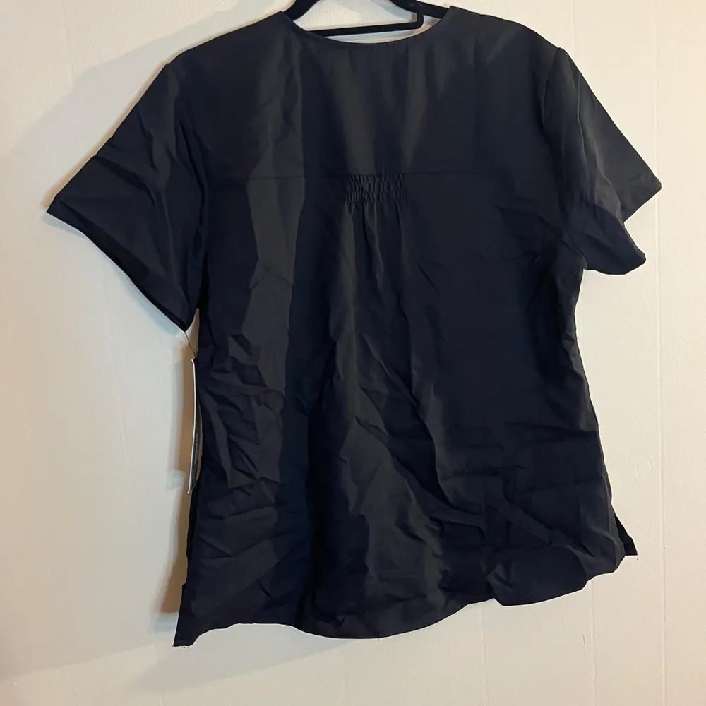 BARCO Grey's Anatomy Large Black Scrub Top V - Image 2