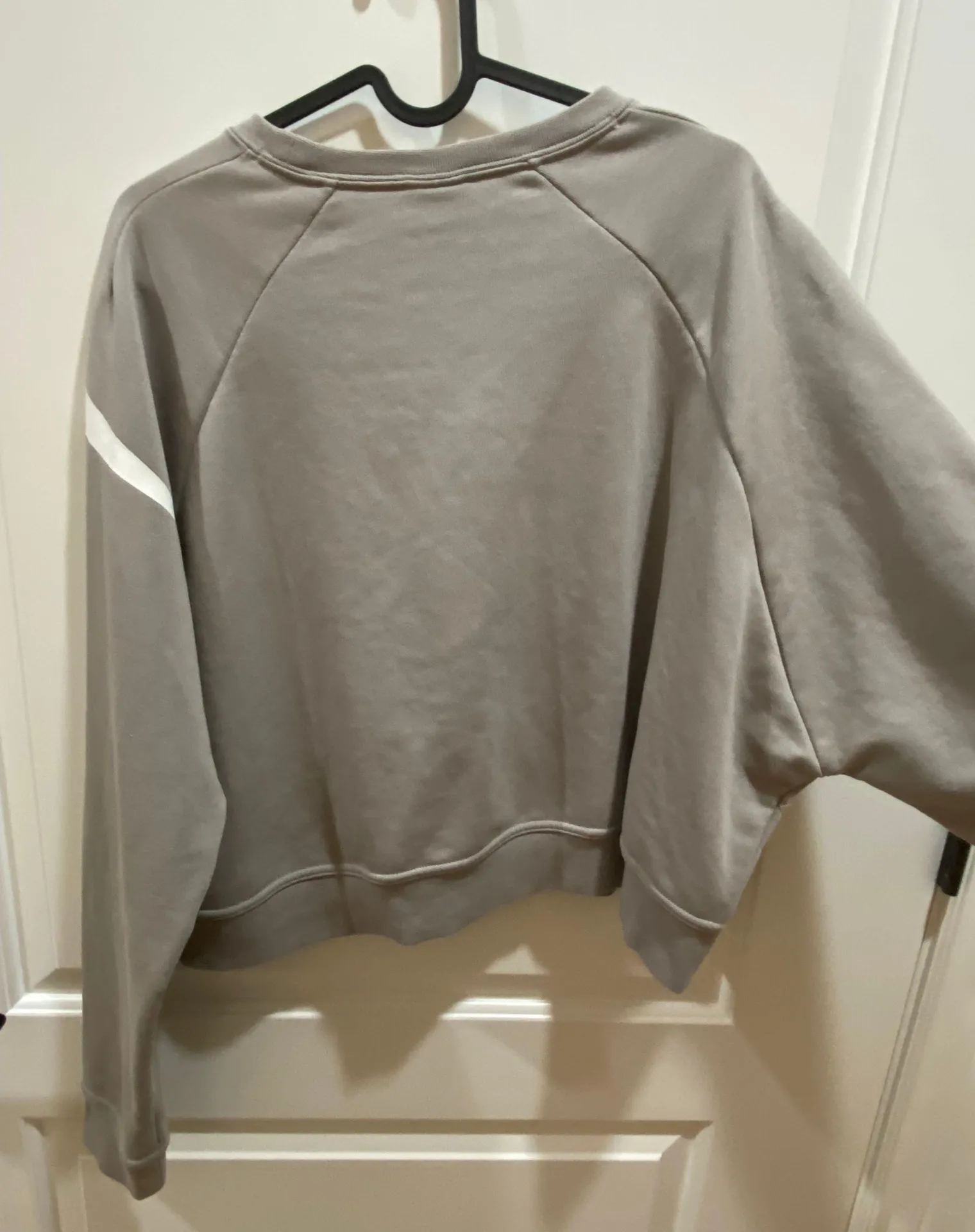 Nike Cropped Crewneck - Image 2