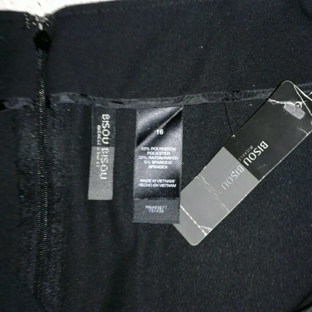 NWT Bisou Bisou Skirt - Image 4