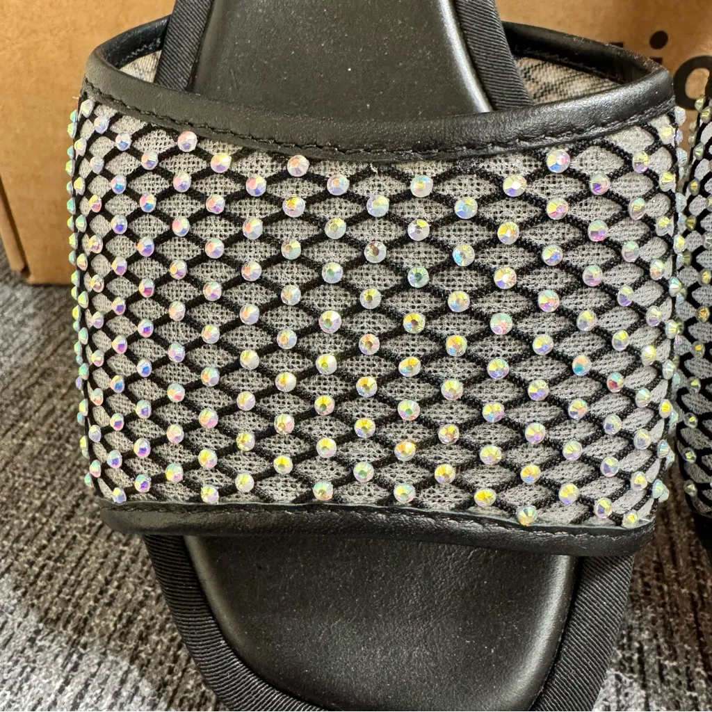 Reformation Women’s Eliza Flat Sandals - Image 8