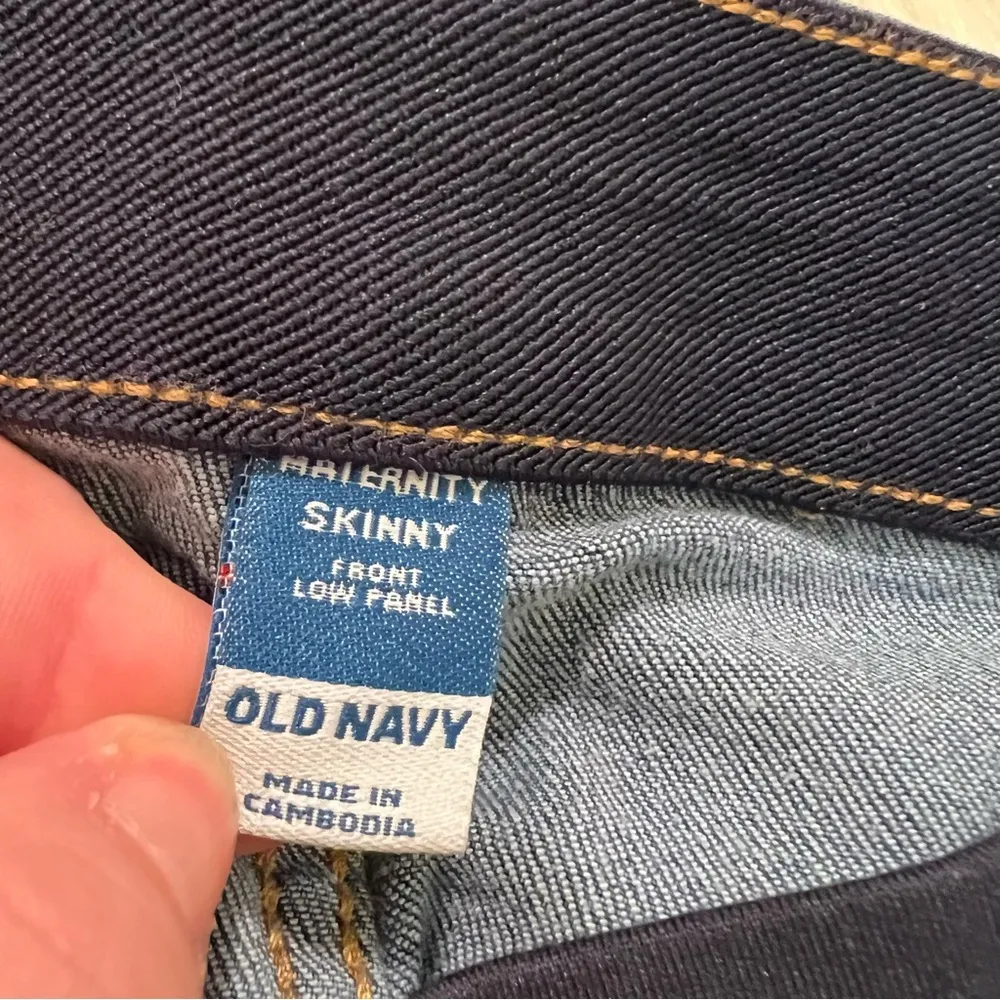 Old Navy Maternity Front-Low Panel Distressed Skinny Jean 4S - Image 12