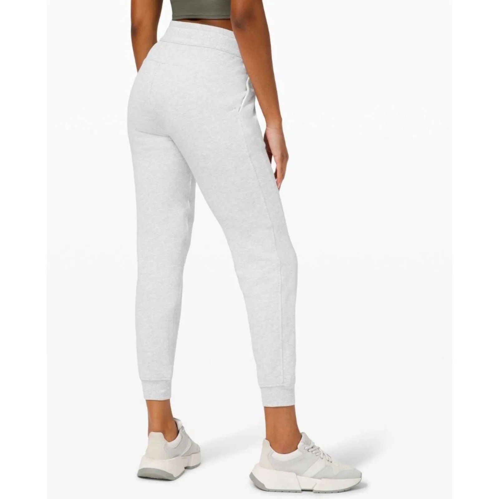 Lululemon Scuba High-Rise Jogger Fleece Size 10 Heathered Core Ultra Light Grey - Image 2