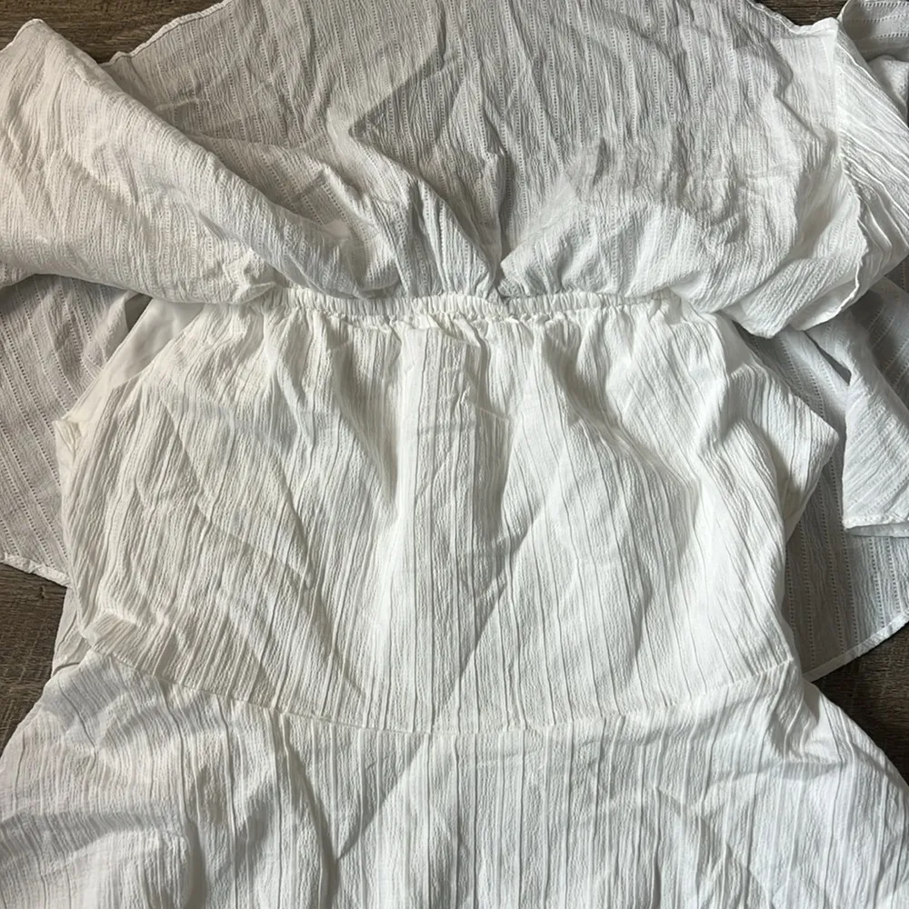 NWT Lulu’s White Ruffle Mini Dress Size M Size M - Image 3