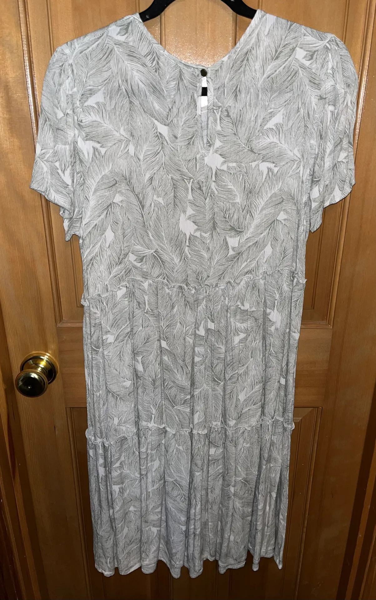 Bohme Green Tiered MIDI Dress - Image 6