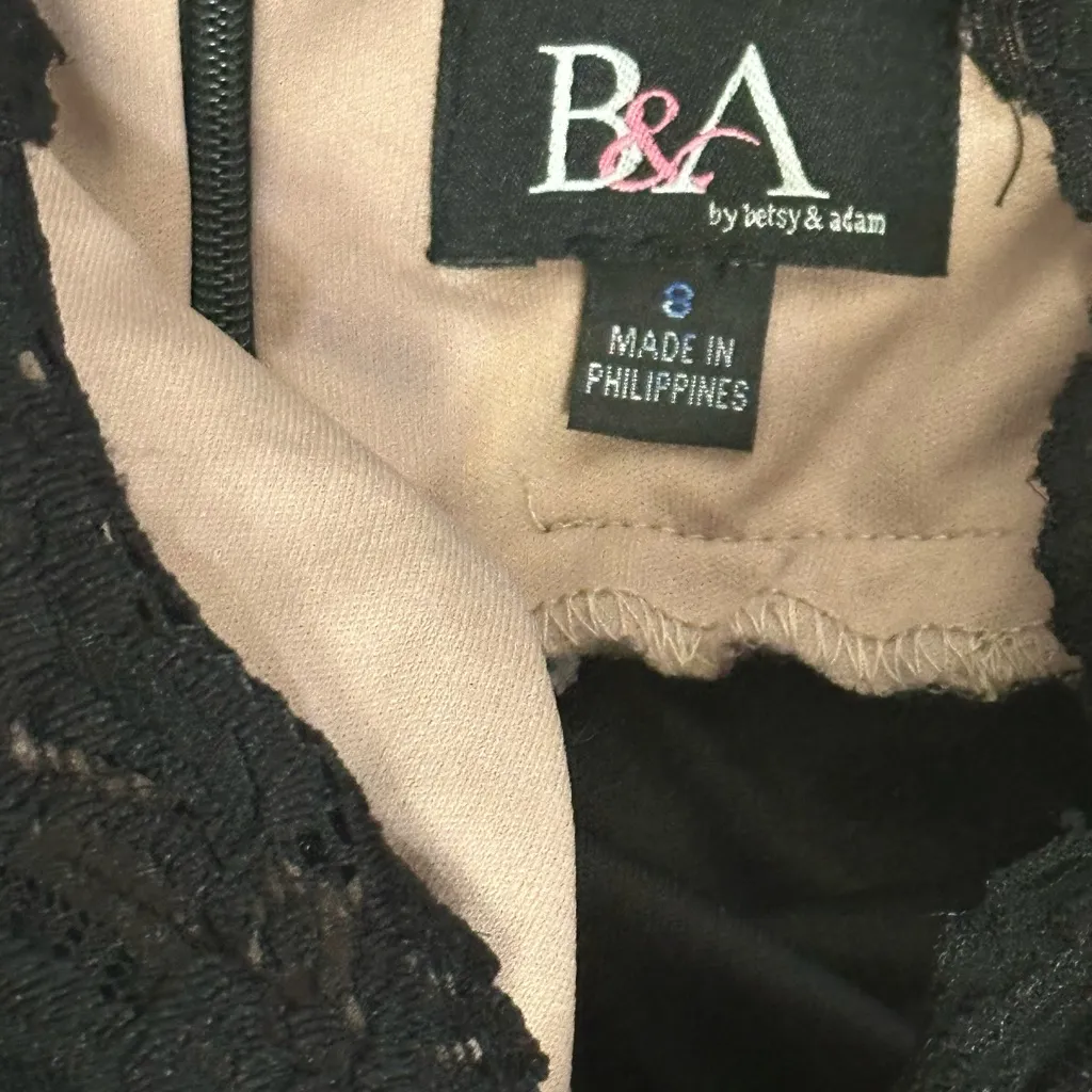 Betsy & Adam Black Lace Long Sleeve Gown - Image 6