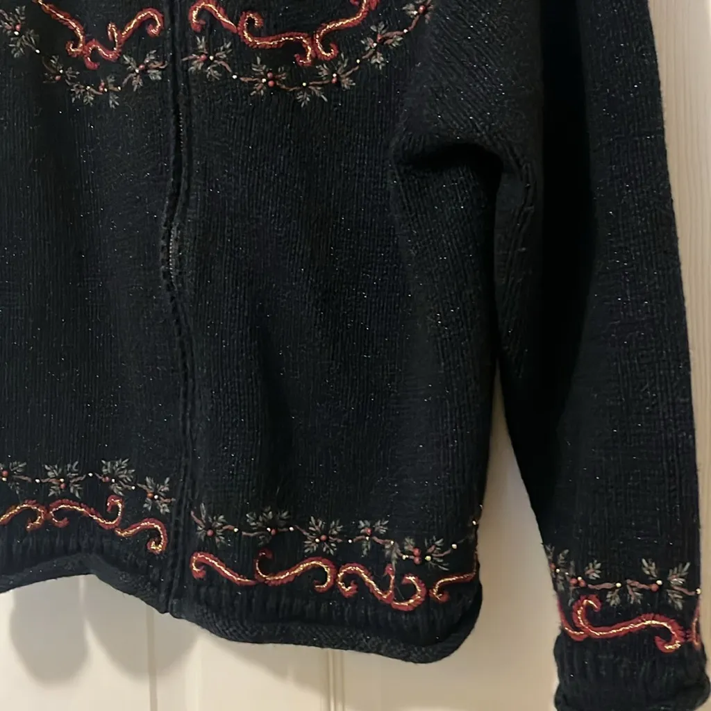 Vintage Christmas Poinsetta embroidered Cardigan with Red and Green Embroidery Black Size L - Image 6