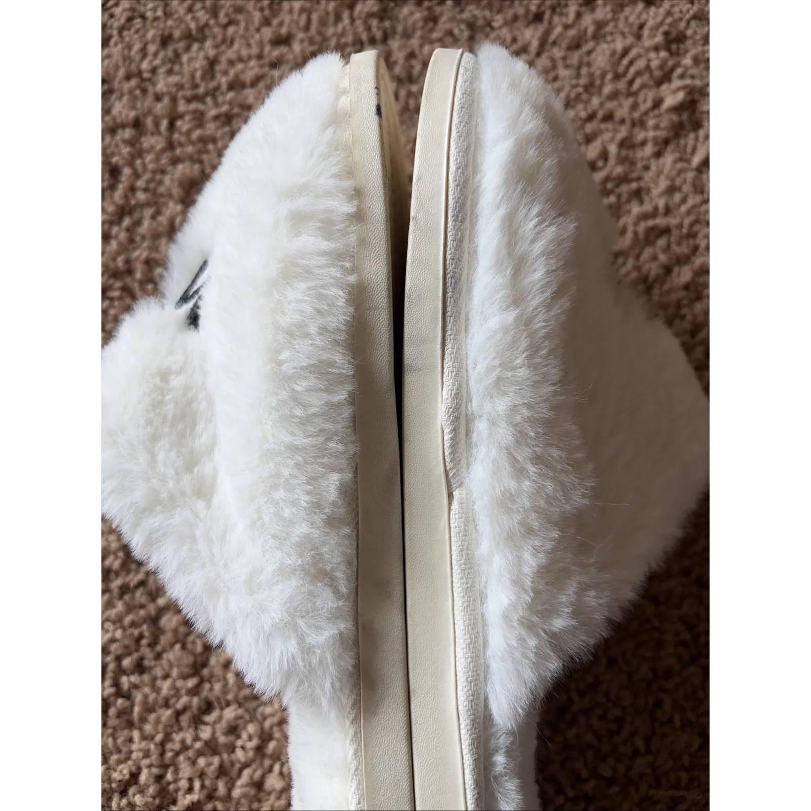 Shiraleah White Faux Fur MRS. Wifey Honeymoon Wedding Bridal Slippers L/XL 9-11 - Image 9