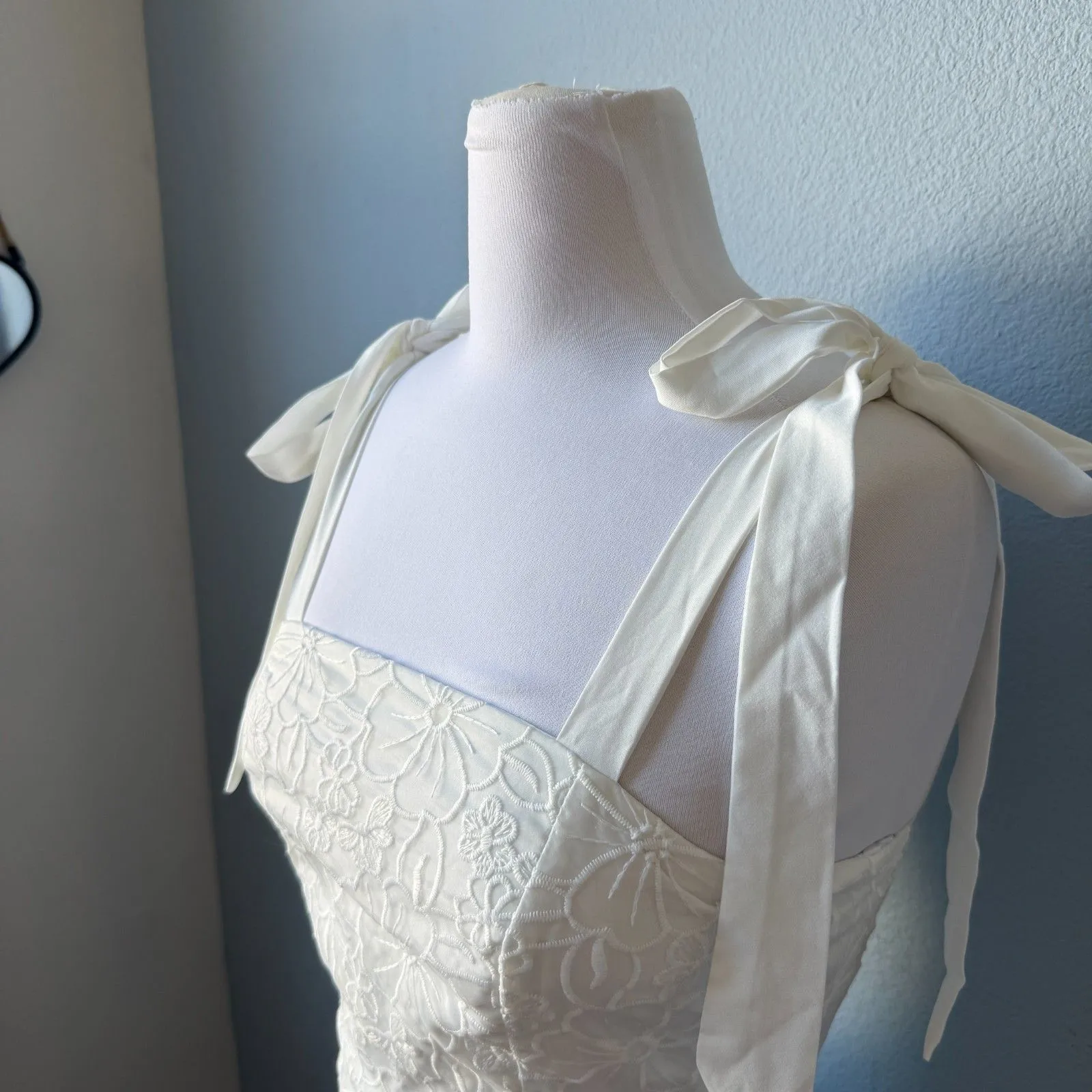 Lulus Lovable Aesthetic White Embroidered Tie-Strap Mini Dress Size Small - Image 7