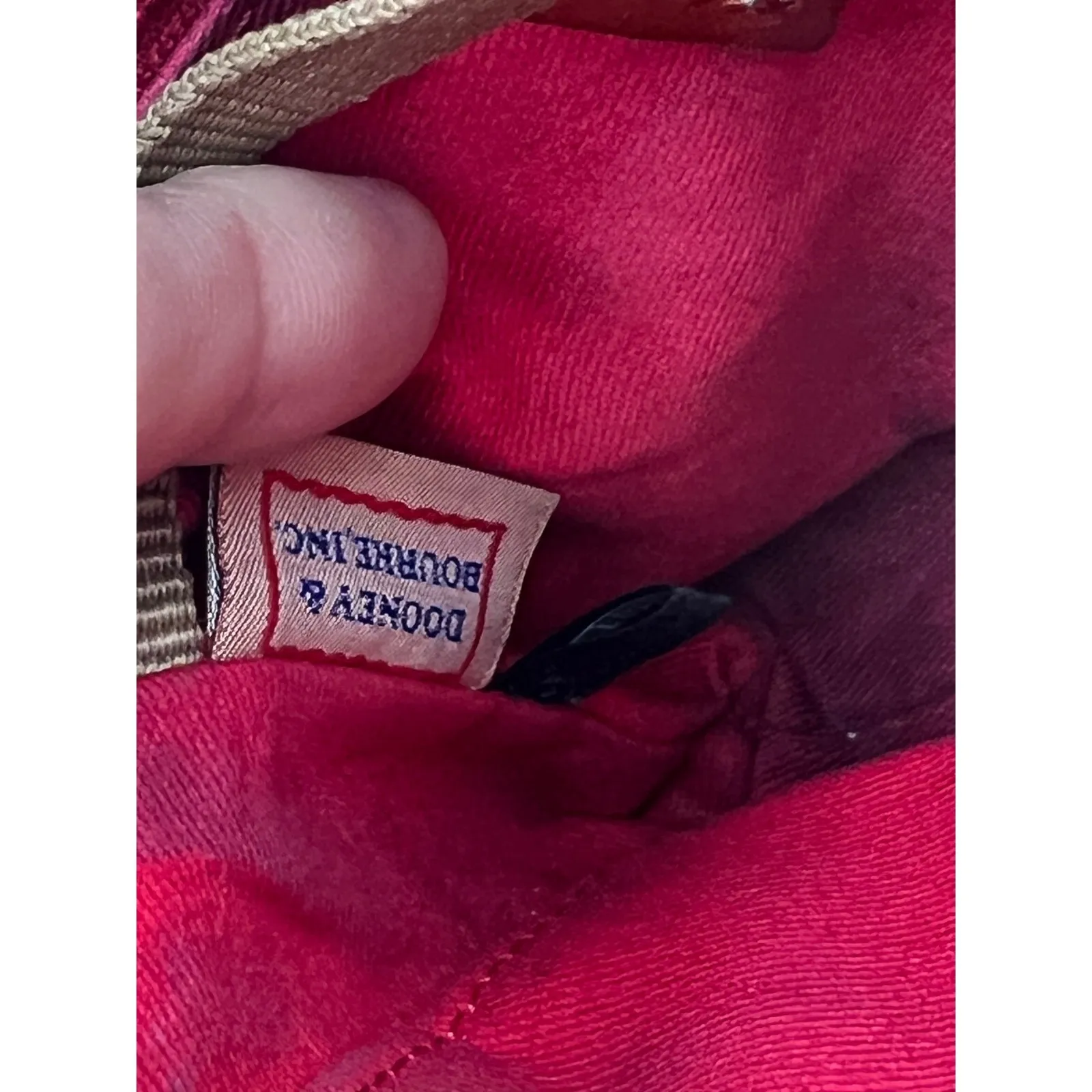 Dooney & Bourke Katie Crossbody Purse Black Pebbled Leather Small Pouchette READ - Image 11