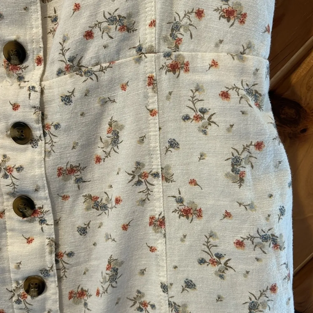 American Eagle floral button up linen blend dress - Image 4