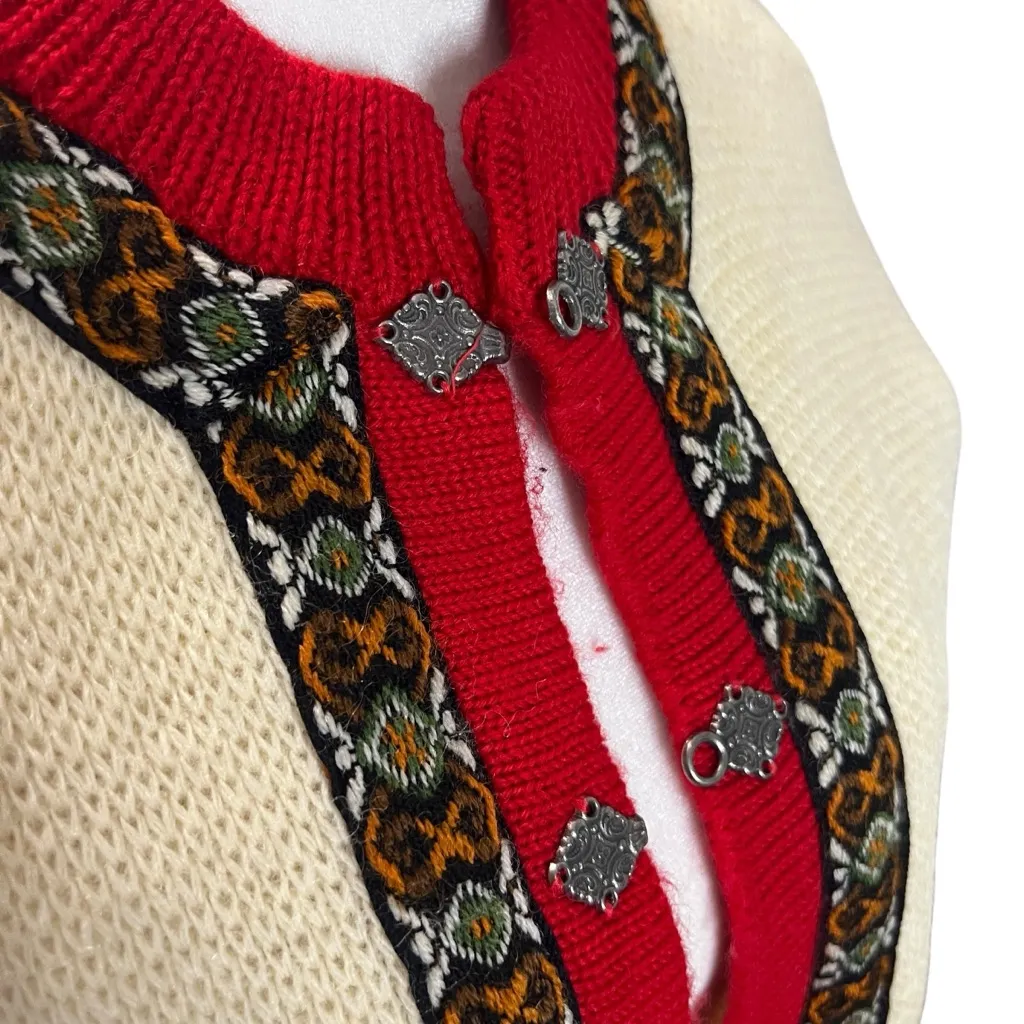 Vintage 70s Gann Sport Norwegian Wool Cardigan Pewter Clasps Size 38 Red Size M - Image 2