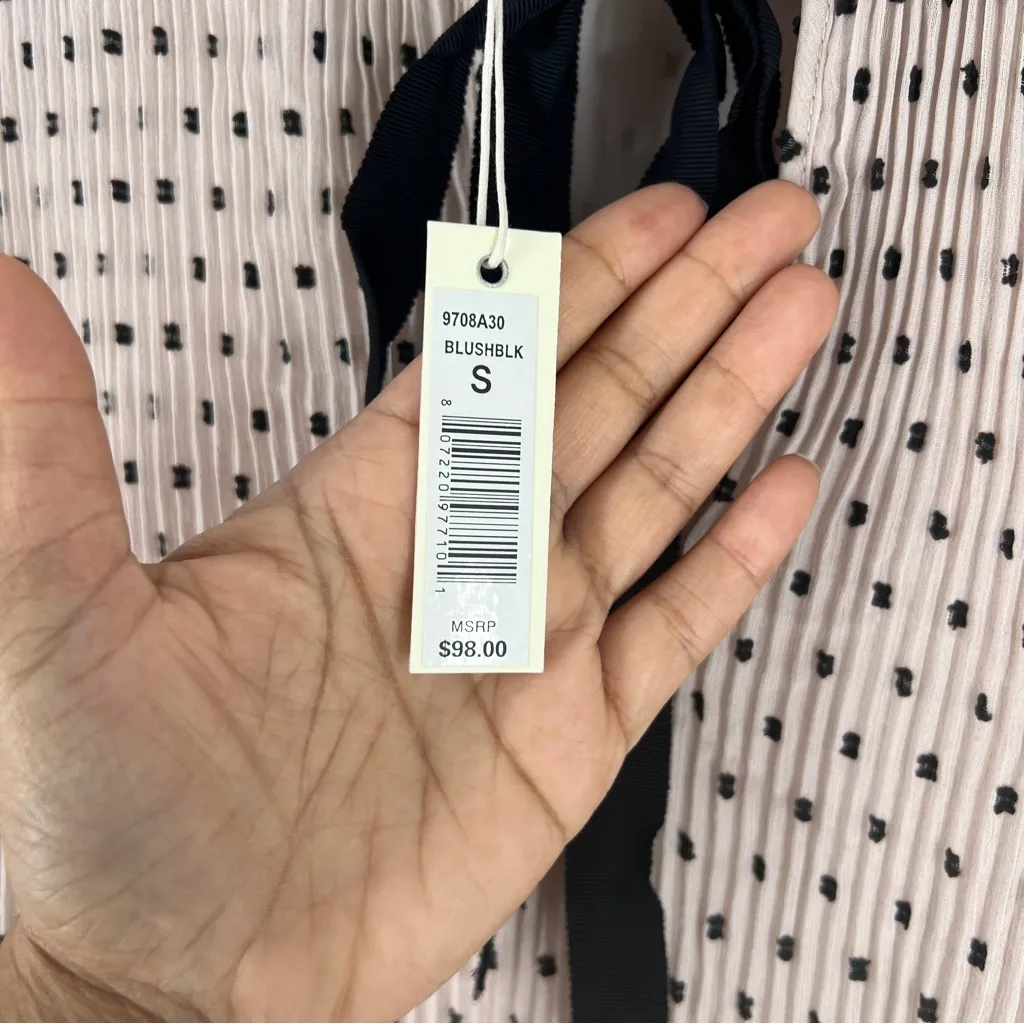 NWT‎ Max Studio Accordian Pleated Swiss Dot Blouse Size S - Image 10