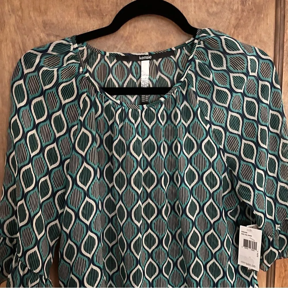 Kenzie Blouse  100% Soft Poly Crew Neck 3/4 Bell Sleeves. Size Small NWT - Image 2