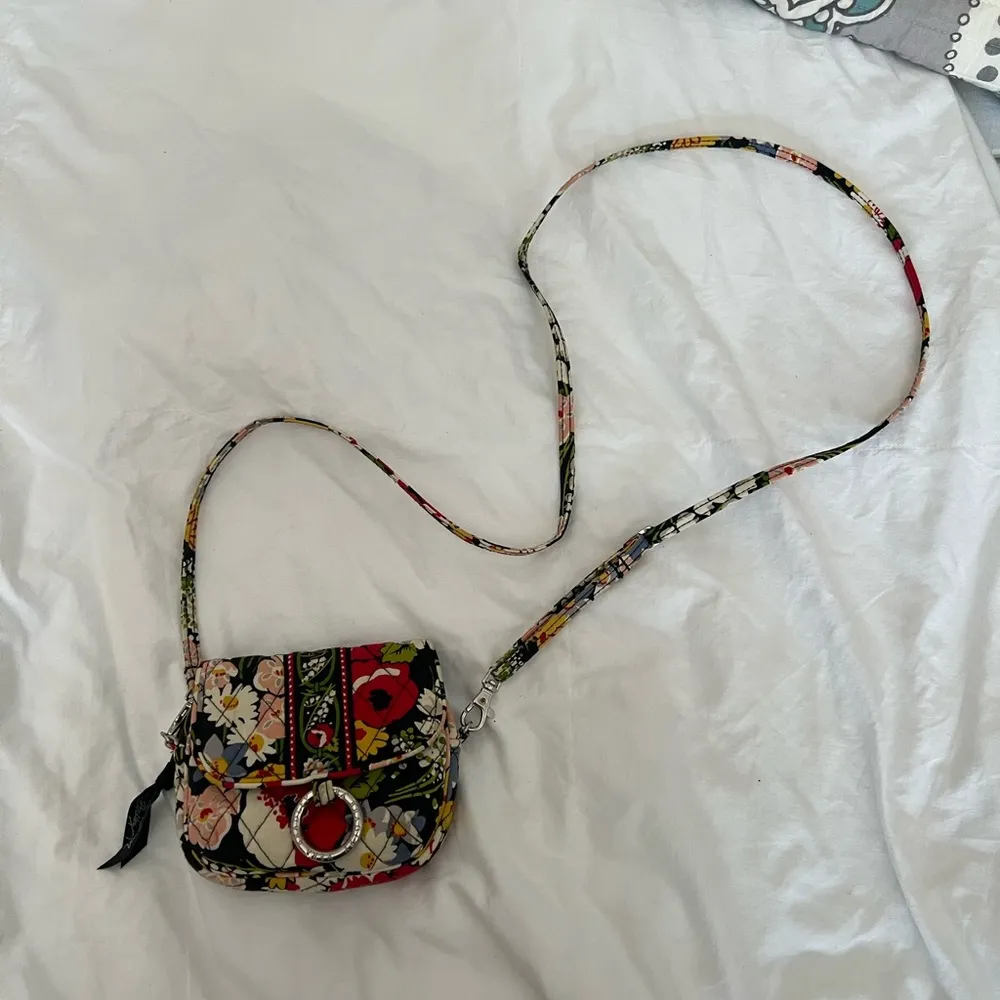 Vera Bradley Crossbody Purse - Image 6