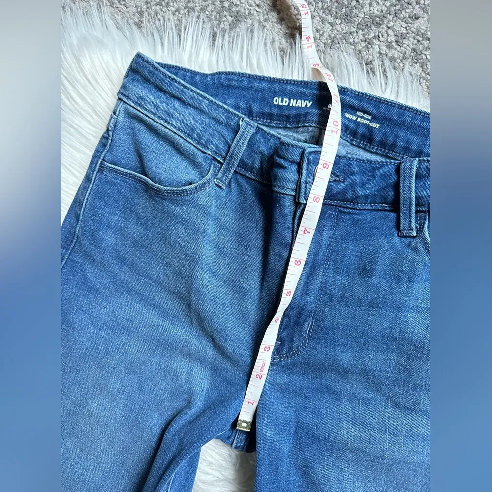Old Navy mid-rise WOW bootcut jeans - Image 8