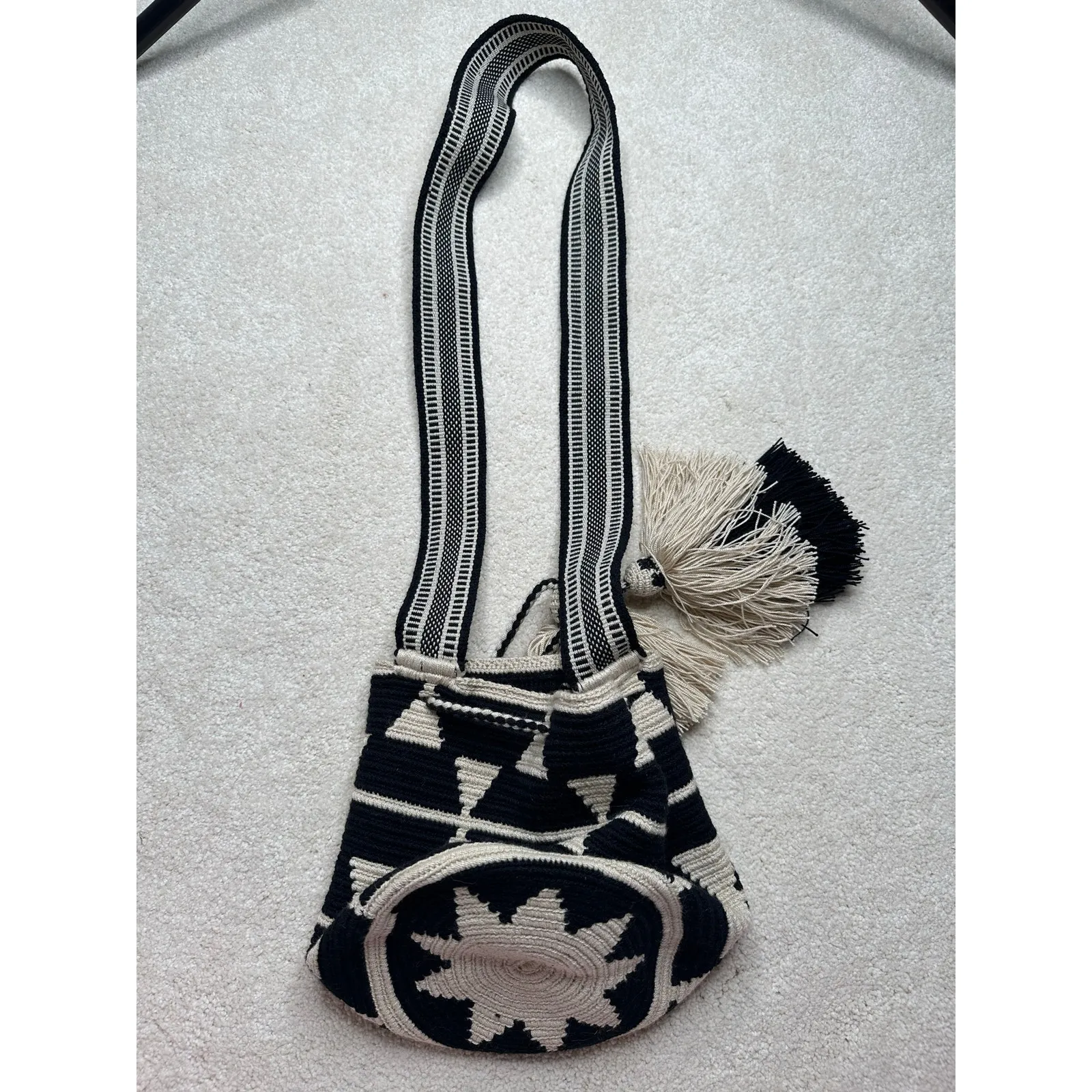 Aztec Print Bucket Bag Drawstring Bag Black - Image 3