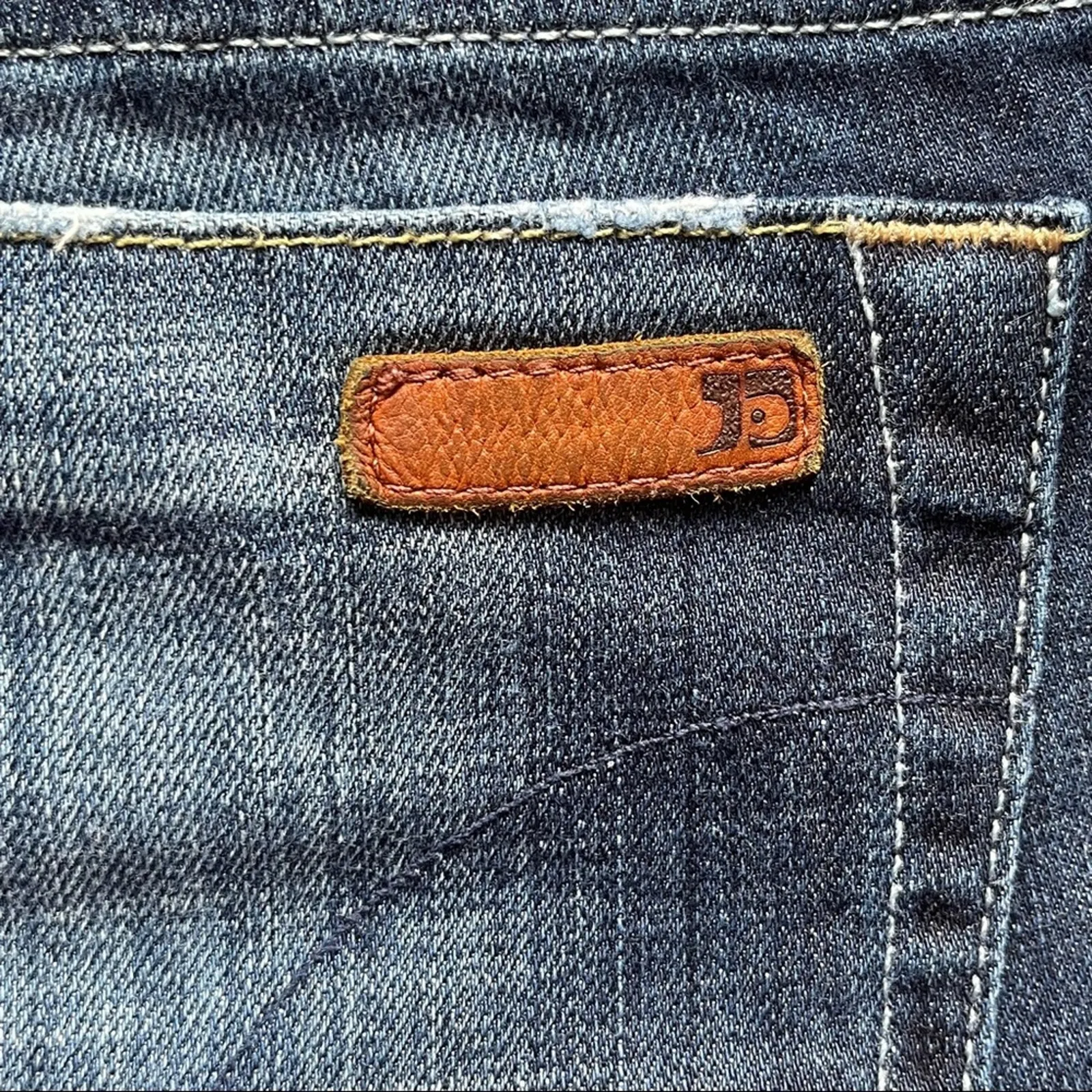 Joe’s Jean Dark Wash Women’s Jean Capri Size W25 - Image 9