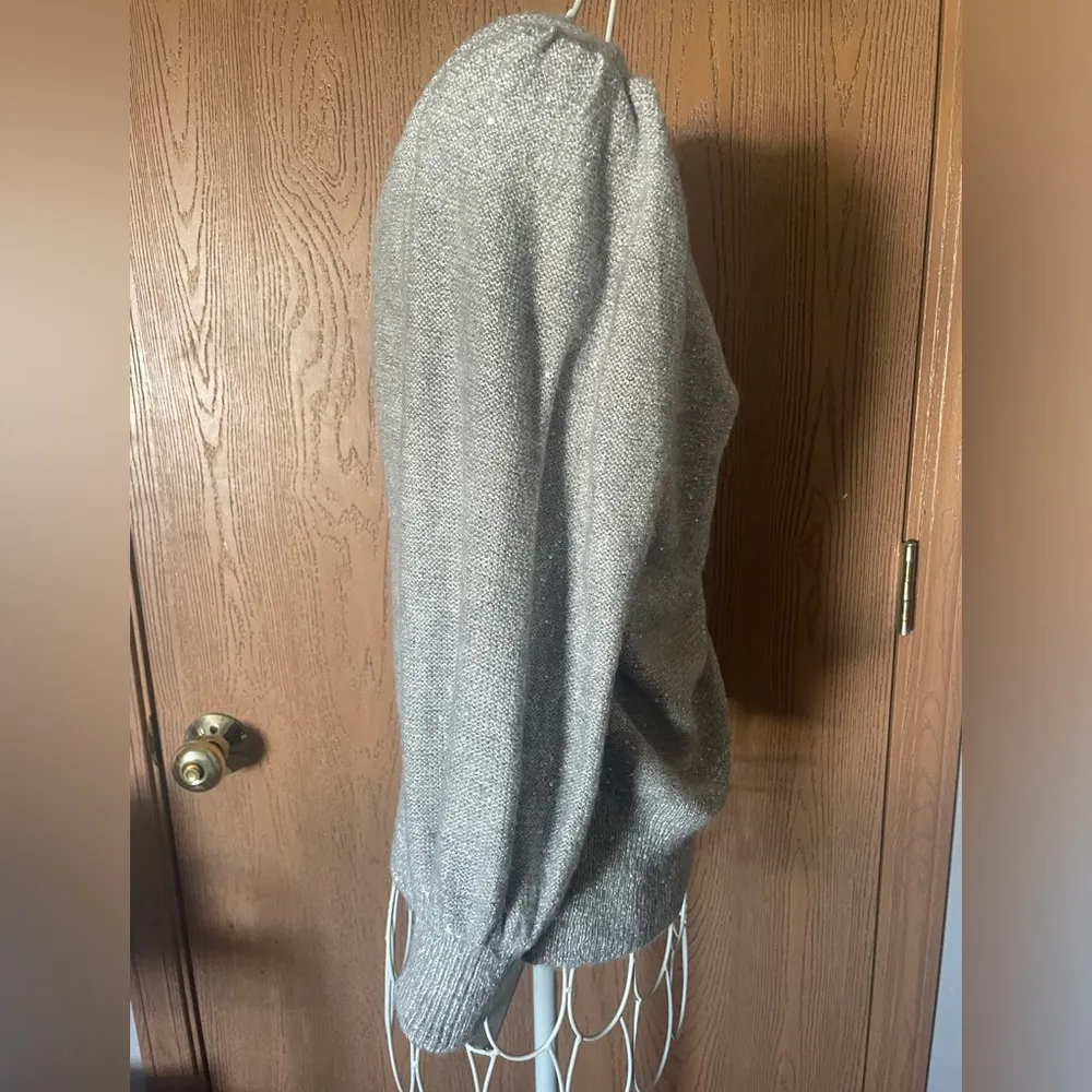 White House Black Market Gray/Silver Sequin Knit V-Neck Long Sleeve Sweater - Image 8