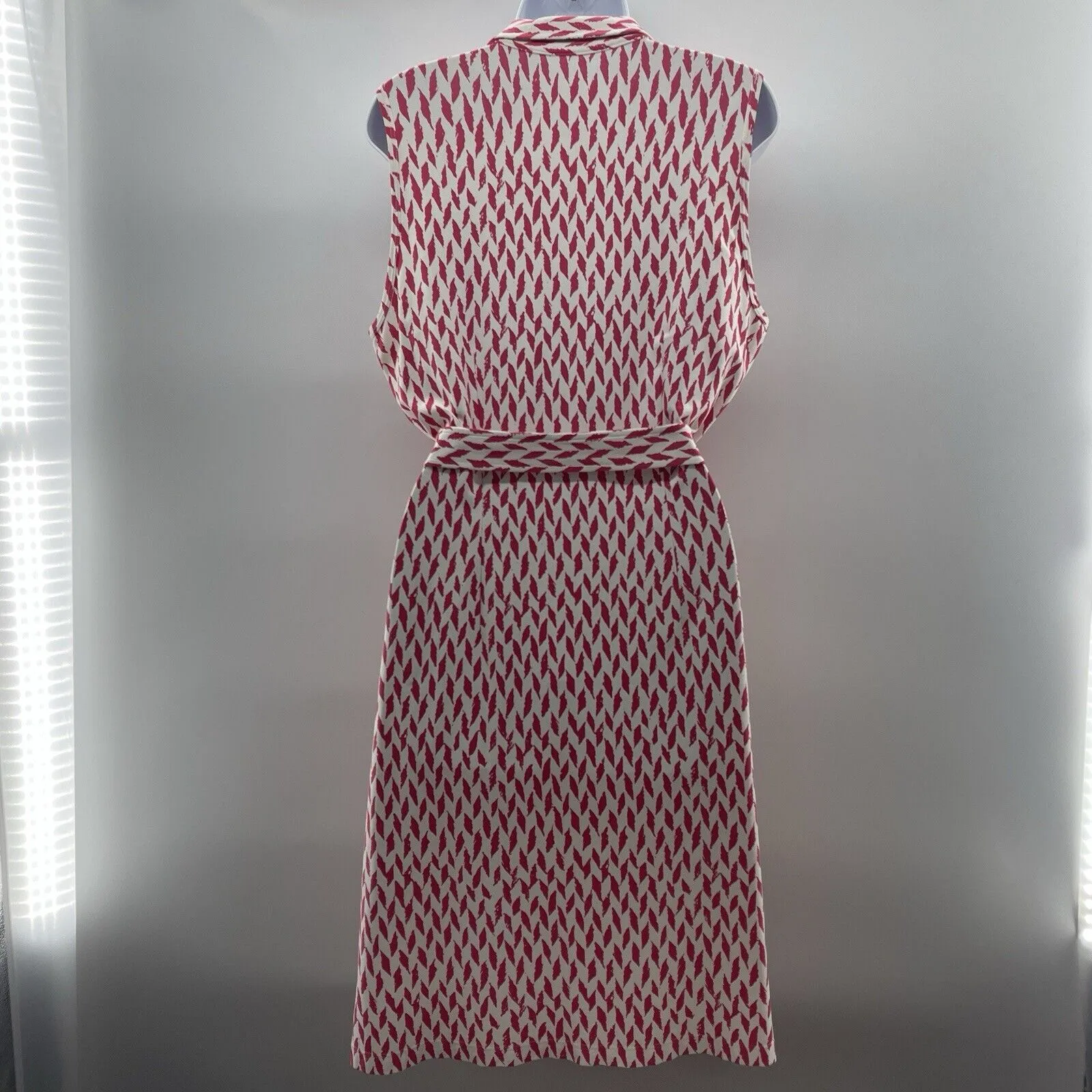 J. McLaughlin M Dolly Catalina Cloth Dress Sleeveless Carnaby Geo Pink Stretch - Image 7