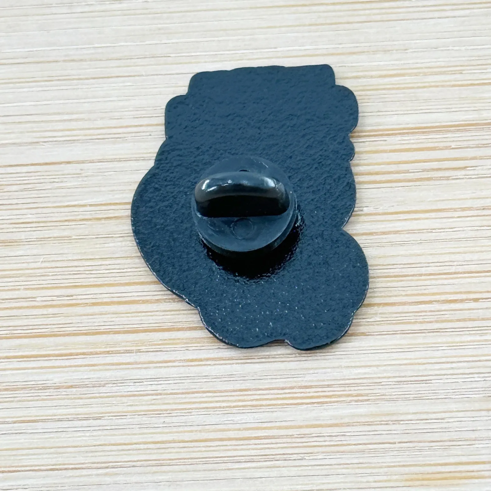 Don't Worry Be Hoppy Soft Enamel Pin, Punny Animal Enamel Pins, Frog Pin Green - Image 2